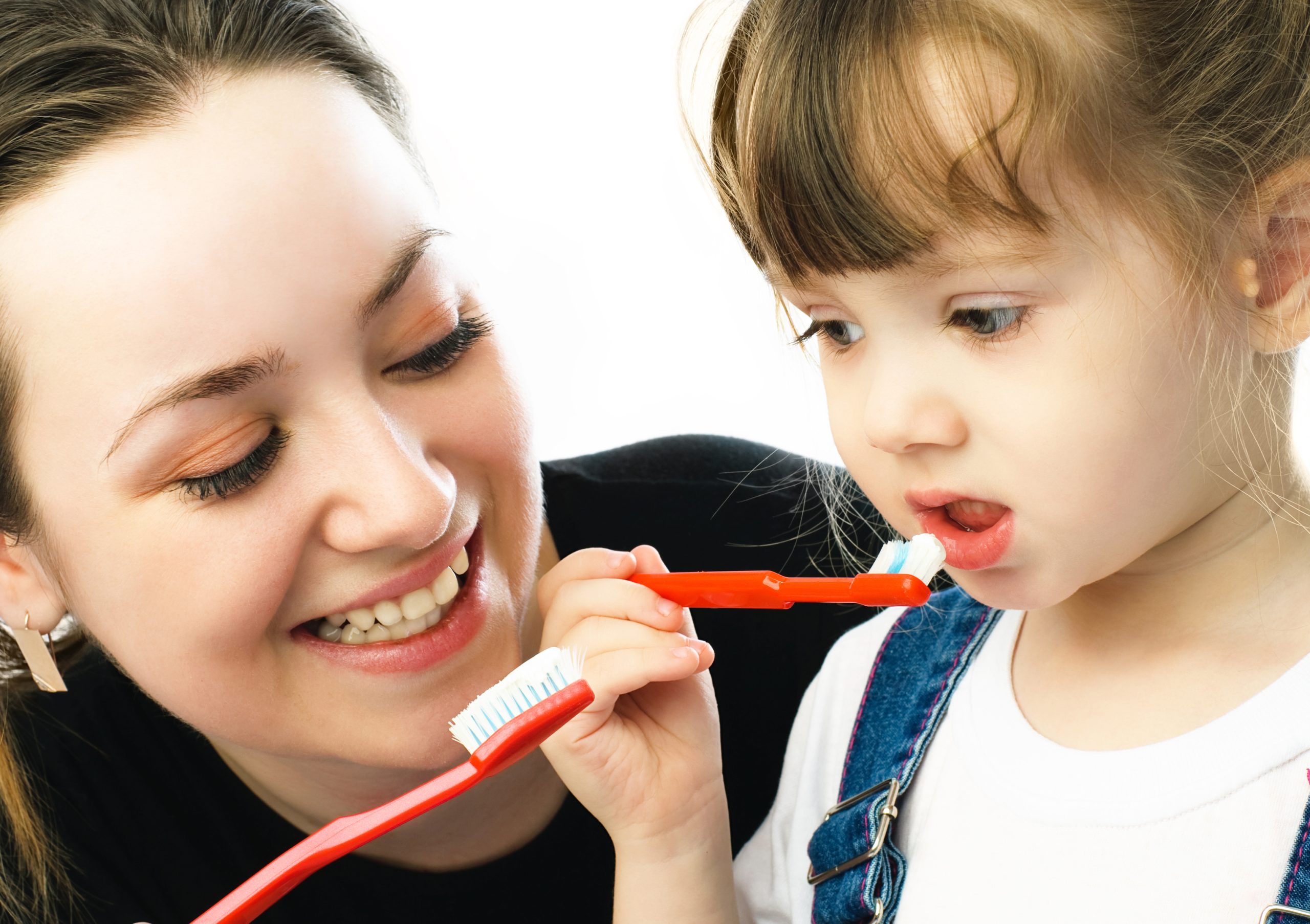 Caring for Your Child’s Teeth: Tips for Parents on Establishing Good Oral Hygiene Habits Early